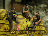 "BRAND NEW" Custom Built - Hand Painted & Weathered 1:35 Deluxe WWII German Tankmen "Refueling" Soldier Set