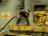 "BRAND NEW" Custom Built - Hand Painted & Weathered 1:35 Deluxe WWII German Tankmen "Refueling" Soldier Set