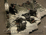 "BRAND NEW" Custom Built - Hand Painted & Weathered 1:35 WWII Deluxe German Infantry "Eastern Front" Soldier Set (5 Figure Set)