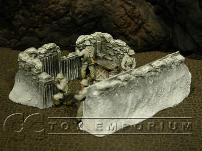 "RETIRED & BRAND NEW" Build-a-Rama 1:32 Hand Painted WWII "Winter" High Trench Wall