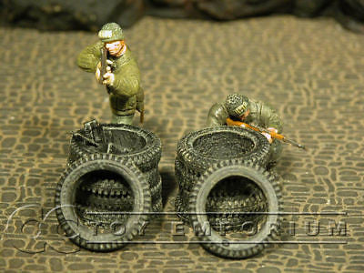 "RETIRED& BRAND NEW" Build-a-Rama 1:32 Hand Painted WWII Tire Set (4 Piece Set)
