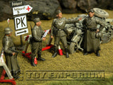 "BRAND NEW" Custom Built - Hand Painted & Weathered 1:35 WWII German "Feldgendarmerie + 2 Authentic Wooden Sign Posts" Soldier Set (4 Figure Set)