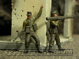 "BRAND NEW" Custom Built - Hand Painted & Weathered 1:35 WWII German "NachtJager, Berlin, 1945" Soldier Set (2 Figure Set)