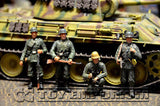 "BRAND NEW" Dragon Armor - WWII German Panther G Tank w/ 4 Soldiers