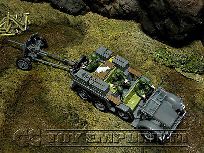 "BRAND NEW" Forces Of Valor 1:32 Scale WWII German Kfz. 69  Personnel Carrier w/3 Soldiers & Pak 36