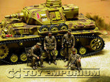 "BRAND NEW" Custom Built - Hand Painted & Weathered 1:35 WWII Deluxe German "Panzergrenadier - Africa" Soldier Set (4 Figure Set)