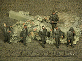 "BRAND NEW" Custom Built - Hand Painted & Weathered 1:35 WWII German Captives w/Russian Guard Soldier Set (6 Figure Set)
