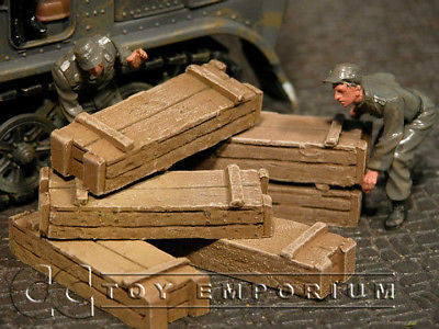 "RETIRED & BRAND NEW" Build-a-Rama 1:32 Hand Painted WWII Crate Set- Medium