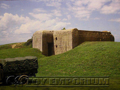 "RETIRED"  Build-a-Rama 1:32 Scale Deluxe WWII  "Normandy  Bunker - 7" Color Back  Drop