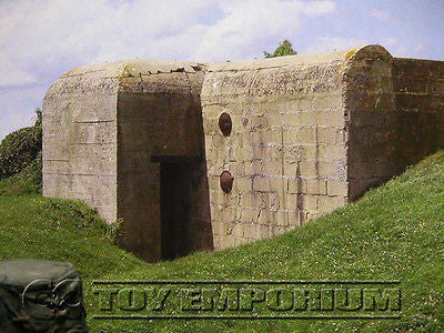 "RETIRED"  Build-a-Rama 1:32 Scale Deluxe WWII  "Normandy  Bunker - 7" Color Back  Drop