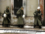 "BRAND NEW" Custom Built - hand Painted & Weathered 1:35  WWII  German "Cold Wind" Soldier Set  (4 Figure Set)