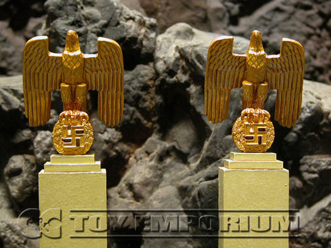 "RETIRED" King & Country 1:30 "Berlin 38 Series" Deluxe German Eagle On Plinth Set