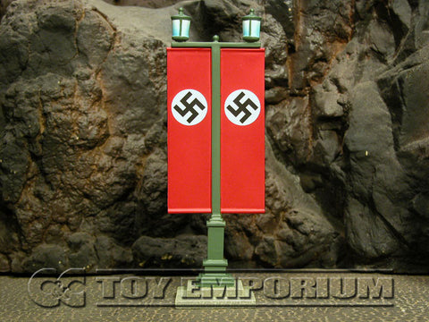 "RETIRED" King & Country 1:30 "Berlin 38' Series" Deluxe Double Banner Street Lamp