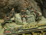 "BRAND NEW" Custom Built - Hand Painted & Weathered 1:35 WWII German "Tank Crew, France , 1940" Soldier Set (5 Figure Set)