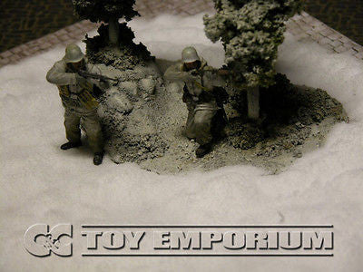 "RETIRED & BRAND NEW" Build-a-Rama 1:32 Hand Painted WWII "Winter" Ground Cover Set