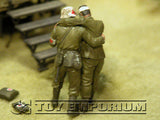 "BRAND NEW" Custom Built - Hand Painted & Weathered 1:35 WWII Deluxe German "Medical Troops - Africa"  Soldier Set (4 Figure Set)