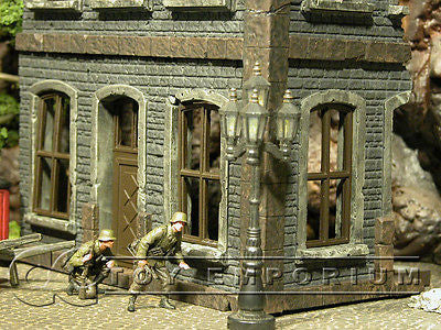 "RETIRED" Pro Built - Hand painted & Weathered Verlinden 1:35 WWII Custom 3 Story Home Ruin