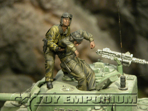 "BRAND NEW" Custom Built & Hand Painted 1:35 WWII US Tank Bail Out Soldier Set (2 Figure Set)