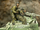 "BRAND NEW" Custom Built & Hand Painted 1:35 WWII US Tank Bail Out Soldier Set (2 Figure Set)