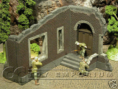 "RETIRED" Pro Built - Hand Painted & Weathered 1:35 WWII Brick House Corner Diorama Ruin