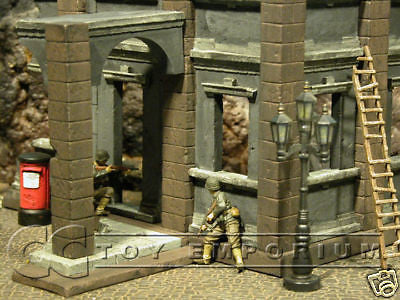 "RETIRED" Pro Built - Hand Painted & Weathered Verlinden 1:35 Deluxe WWII German City House Ruin