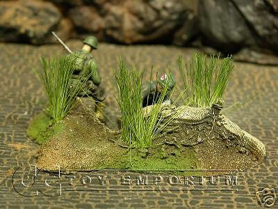 "RETIRED & BRAND NEW" Build-a-Rama 1:32 Hand Painted WWII High Grass Terrain Set