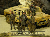 "BRAND NEW" Custom Built - Hand Painted & Weathered 1:35 Deluxe Current Day  "Captured" US Soldier Set (5 Figure Set)