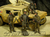 "BRAND NEW" Custom Built - Hand Painted & Weathered 1:35 Deluxe Current Day  "Captured" US Soldier Set (5 Figure Set)