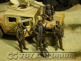 "BRAND NEW" Custom Built - Hand Painted & Weathered 1:35 Deluxe Current Day  "Captured" US Soldier Set (5 Figure Set)