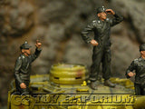 "BRAND NEW" Custom Built - Hand Painted & Weathered 1:35 Deluxe WWII German SS Panzer Crew Soldier Set (4 Figure Set)
