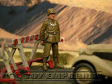"BRAND NEW" Custom Built - Hand Painted & Weathered 1:35 WWII Deluxe German "Rommel's Staff Car" Set With 8 Figures