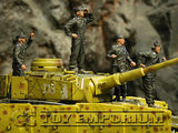 "BRAND NEW" Custom Built - Hand Painted & Weathered 1:35 Deluxe WWII German SS Panzer Crew Soldier Set (4 Figure Set)