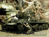 VERY RARE!  Forces Of Valor Custom "Battled Damaged" WWII Russian KV-1 Tank