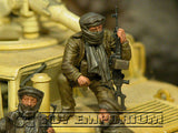 "BRAND NEW" Custom Built - Hand Painted & Weathered 1:35 Deluxe Current Day  "Captured" US Soldier Set (5 Figure Set)