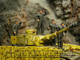 "BRAND NEW" Custom Built - Hand Painted & Weathered 1:35 Deluxe WWII German SS Panzer Crew Soldier Set (4 Figure Set)