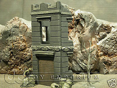 "RETIRED" Pro Built - Hand Painted & Weathered 1:35 WWII 3 Story Italian Shop Diorama Ruin