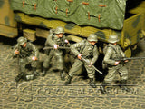 "BRAND NEW" Custom Built & Hand Painted 1:35 WWII German Wiking Division Soldier Set (4 Figure Set)