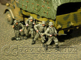 "BRAND NEW" Custom Built & Hand Painted 1:35 WWII German Wiking Division Soldier Set (4 Figure Set)