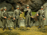 "BRAND NEW" Custom Built & Hand painted 1:35 WWII German Panzer Grenadier Set (4 Figure Set)