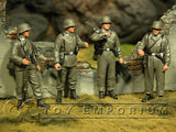 "BRAND NEW" Custom Built & Hand painted 1:35 WWII German Panzer Grenadier Set (4 Figure Set)