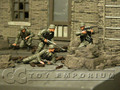 "BRAND NEW" Custom Built & Hand Painted 1:35 WWII German "Monte Cassino" Fallschirmjager Soldier Set (4 Figure Set)