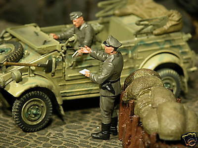 "BRAND NEW" Custom Built & Hand Painted 1:35 WWII German "Checking The Papers" Set (2 Figure Set)