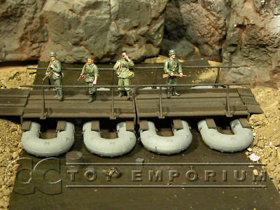 "BRAND NEW" Dragon 1:35 WWII Custom Built & Hand Painted WWII Pontoon Bridge Set