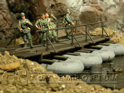 "BRAND NEW" Dragon 1:35 WWII Custom Built & Hand Painted WWII Pontoon Bridge Set