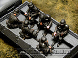 "BRAND NEW" Custom Built - Hand Painted & Weathered 1:35 WWII German "SS Infantry Sitting" (6 Figure Set)
