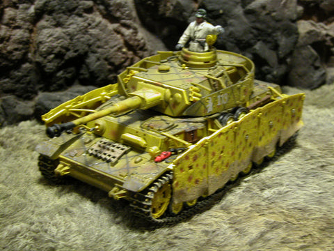 "RETIRED" Forces Of Valor 1:32 Scale WWII German Panzer IV Ausf. G Tank, Kursk, 1943'