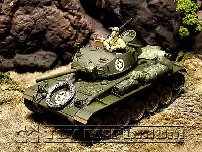 "RETIRED"  Forces Of Valor  - WWII  US Cadillac  M24  Chaffee Tank  France 45