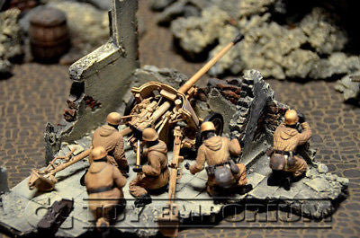"BRAND NEW" Custom Built - Hand Painted & Weathered 1:35 WWII German Pak 38 with 5 Winter Crew