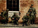 "BRAND NEW" Custom Built - Hand Painted & Weathered 1:35 WWII German "LAH Division" Soldier Set (4 Figure Set)
