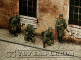 "BRAND NEW" Custom Built - Hand Painted & Weathered 1:35 WWII German "LAH Division" Soldier Set (4 Figure Set)